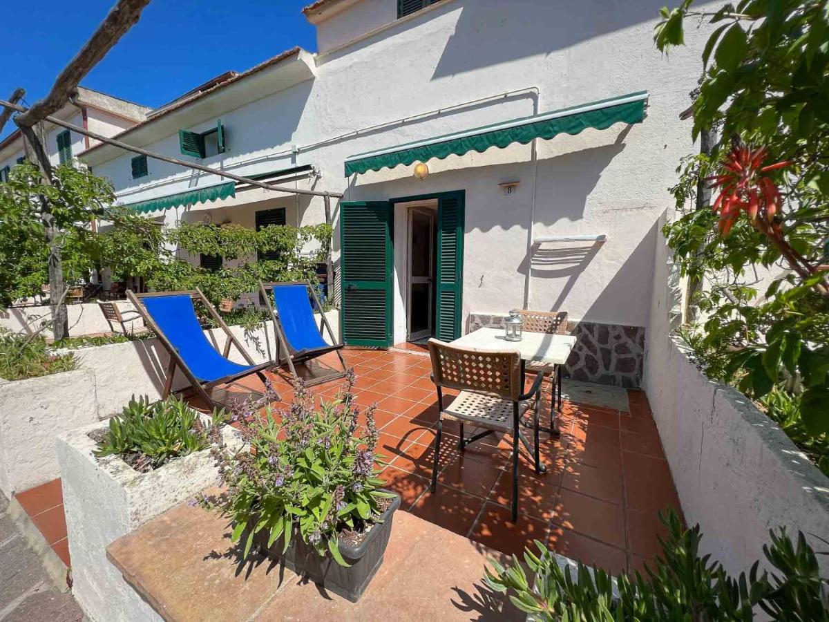 Azienda Agricola Sapereta Porto Azzurro Exterior photo