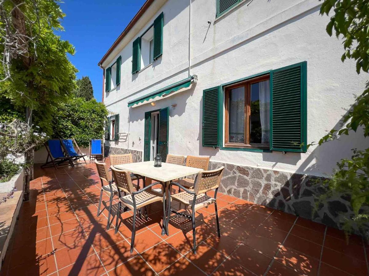 Azienda Agricola Sapereta Porto Azzurro Exterior photo