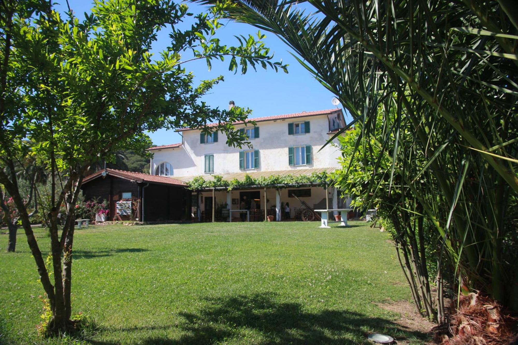 Azienda Agricola Sapereta Porto Azzurro Exterior photo